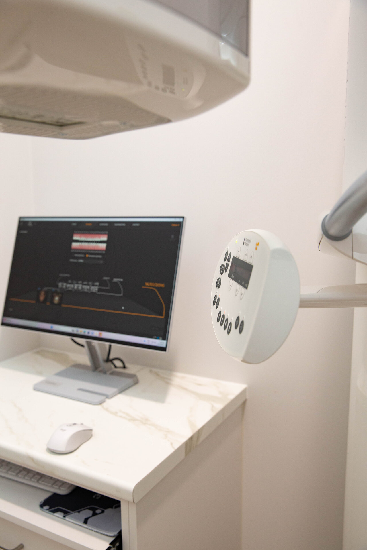 Y3 Smiles Dental clinic - 78